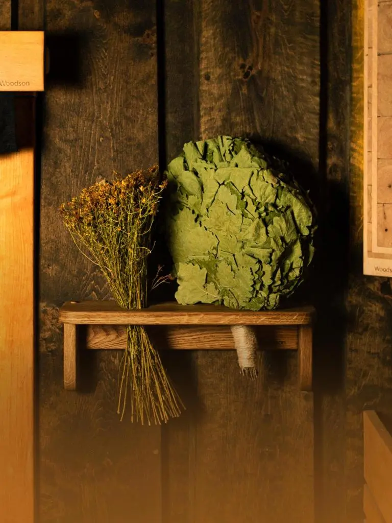 Акция на полку для трав Woodson мини Акция на полку для трав Woodson мини