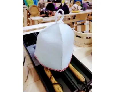 Шапка белая без вышивки в упаковке Ш-О